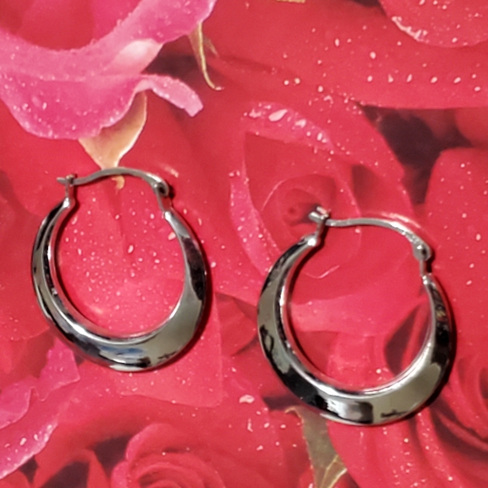 10K ISRAEL White Gold Hoop Earrings